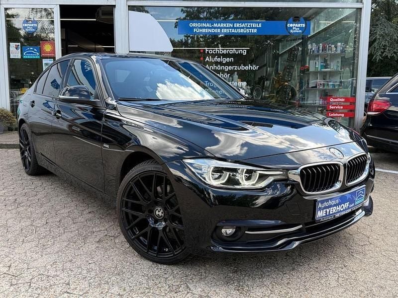 Schwarz Gebraucht 2017 BMW 320 Sport Line Limousine | 19.990 € (Etwas zu teuer) - Bild 1/4