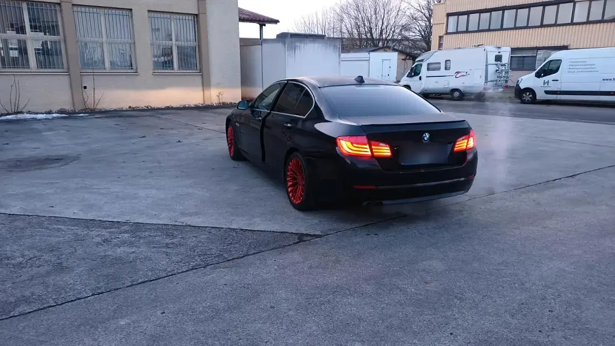 Gebraucht BMW 530 272 PS (200 kW) 2011 Limousine