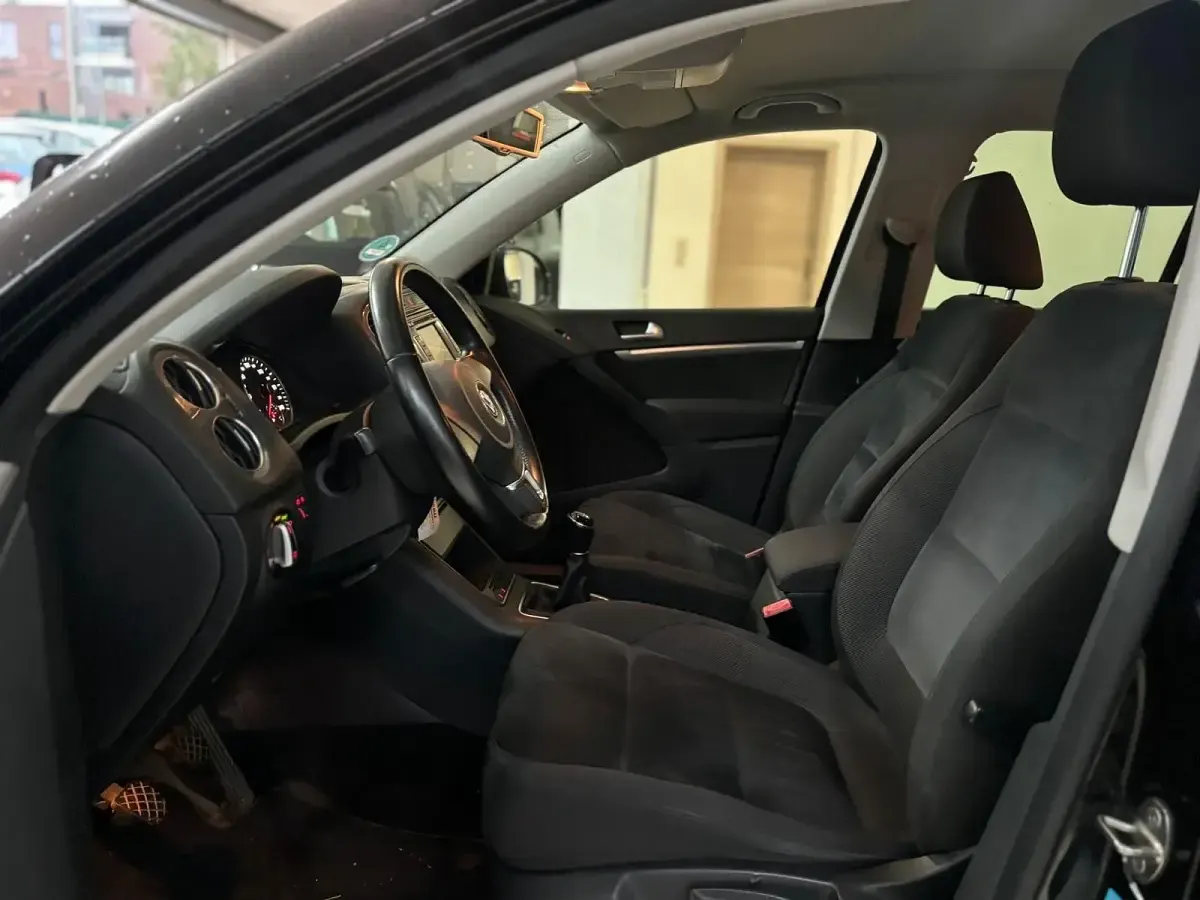 Gebraucht VW Tiguan 160 PS (117 kW) 2012 Schwarz SUV