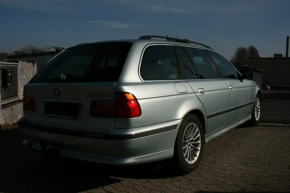 Brugt BMW 530 184 HK (135 kW) 2000 Grøn Stationcar