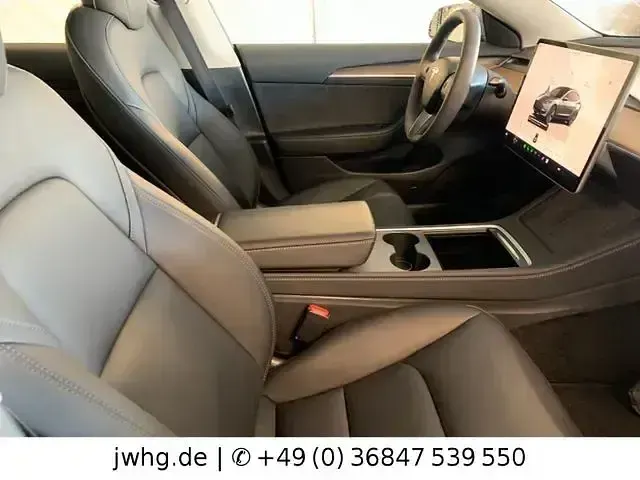 Second-hand Tesla Model 3 366 kW (498 CP) 2022 Gri Berlinǎ
