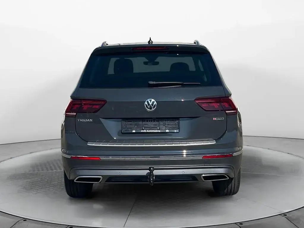 Gebraucht VW Tiguan Highline 239 PS (175 kW) 2018 Grau SUV
