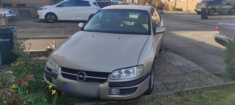 Gebraucht Opel Omega 170 PS (125 kW) 1997 Gold Limousine