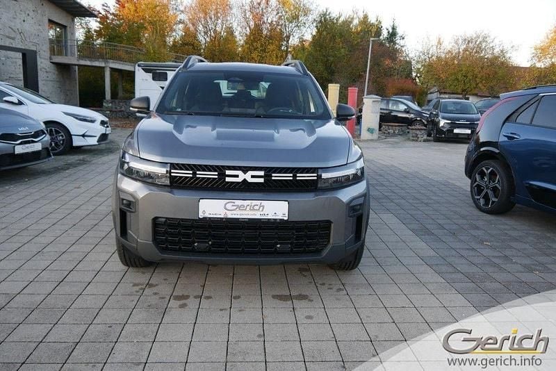 Neu Dacia Bigster Essentiel 140 PS (102 kW) 2025 Grau SUV