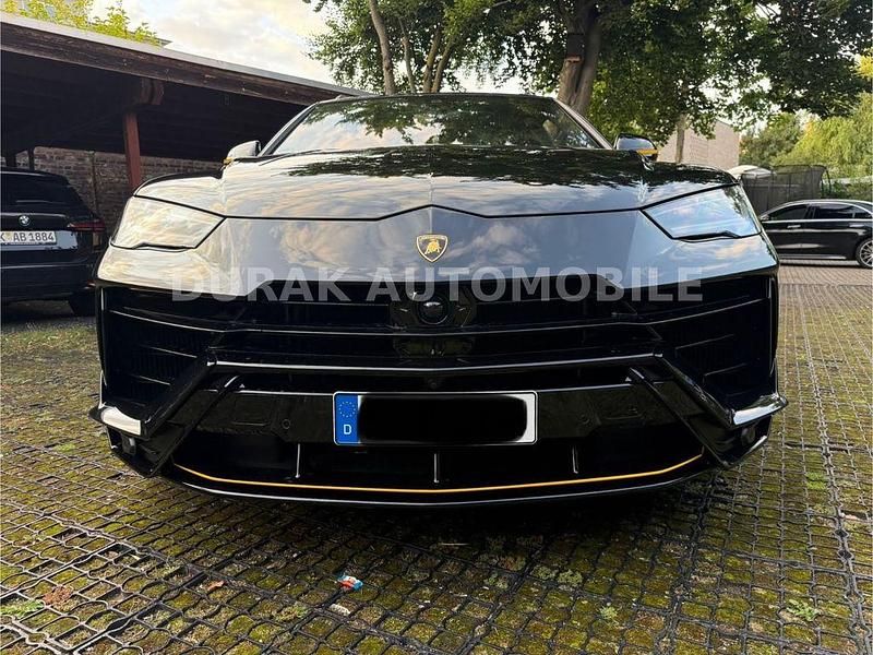 Schwarz Gebraucht 2024 Lamborghini Urus SUV | 299.666 € (Superpreis) - Bild 1/4