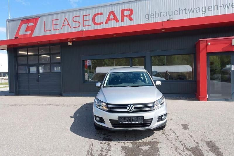 Silber Gebraucht 2013 VW Tiguan Trendline SUV | 9.990 € (Guter Preis) - Bild 1/4