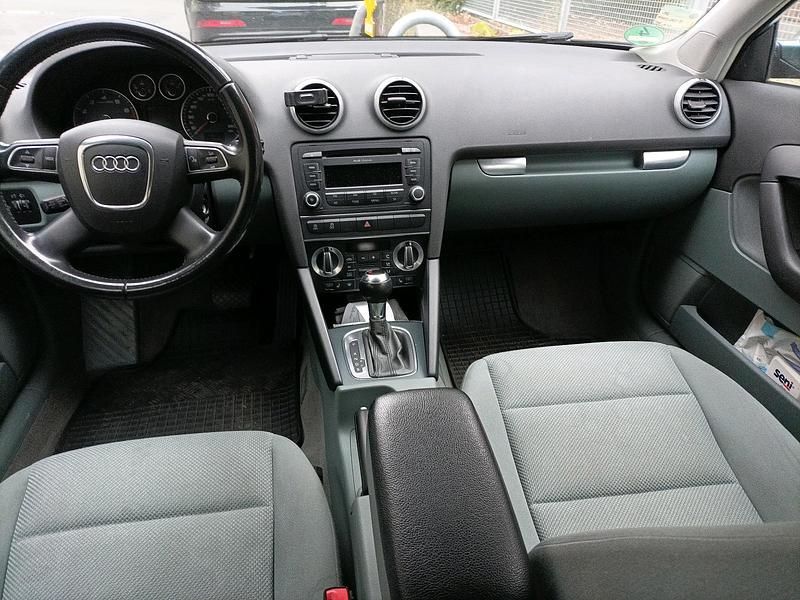 Gebraucht Audi A3 125 PS (91 kW) 2012 Grau Kleinwagen