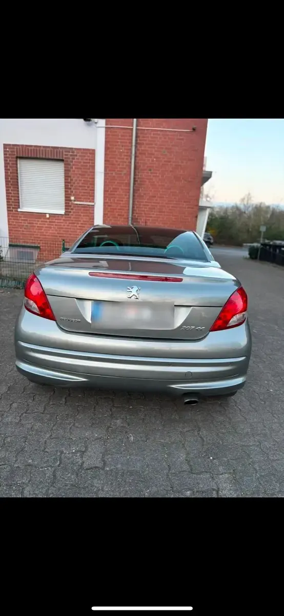 Gebraucht Peugeot 207 CC 120 PS (88 kW) 2012 Andere farben Cabrio