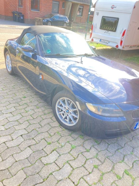 Gebraucht BMW Z4 Sport Line 150 PS (110 kW) 2006 Blau Cabrio