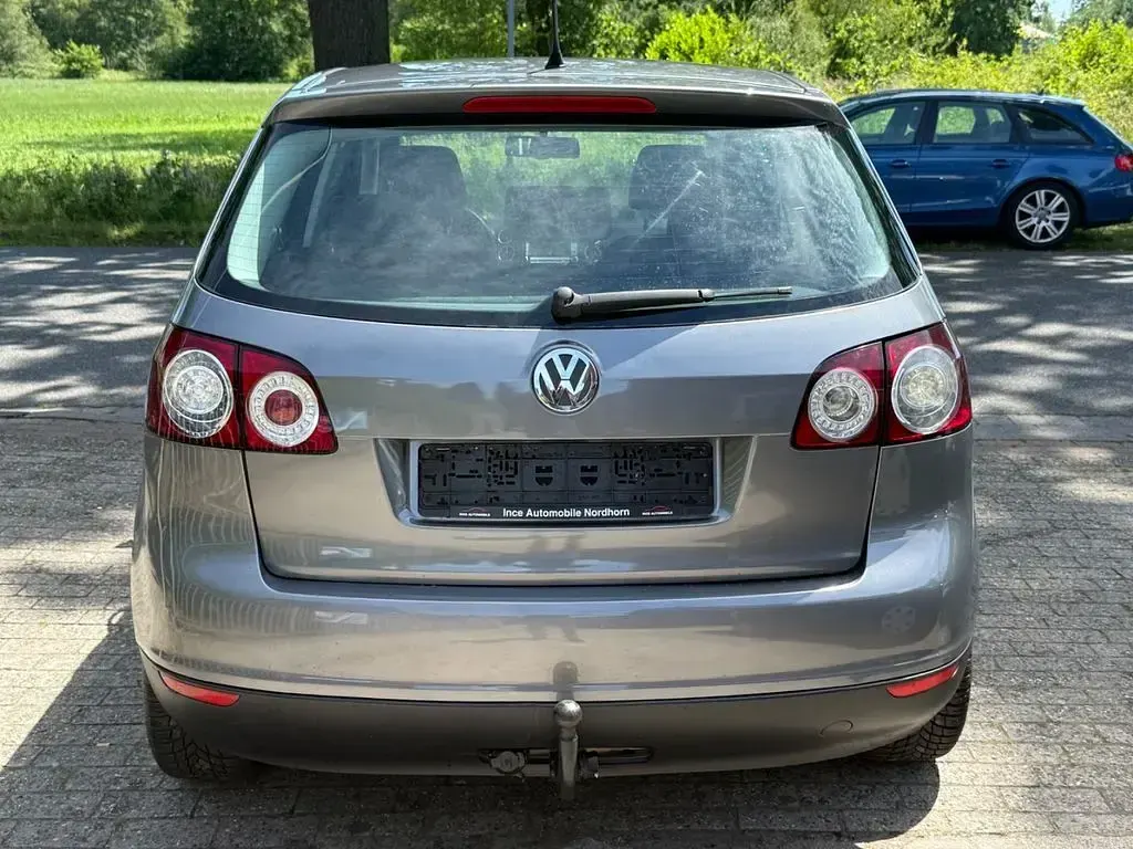 Gebraucht VW Golf Plus Edition 140 PS (102 kW) 2008 Grau Van / Kleinbus