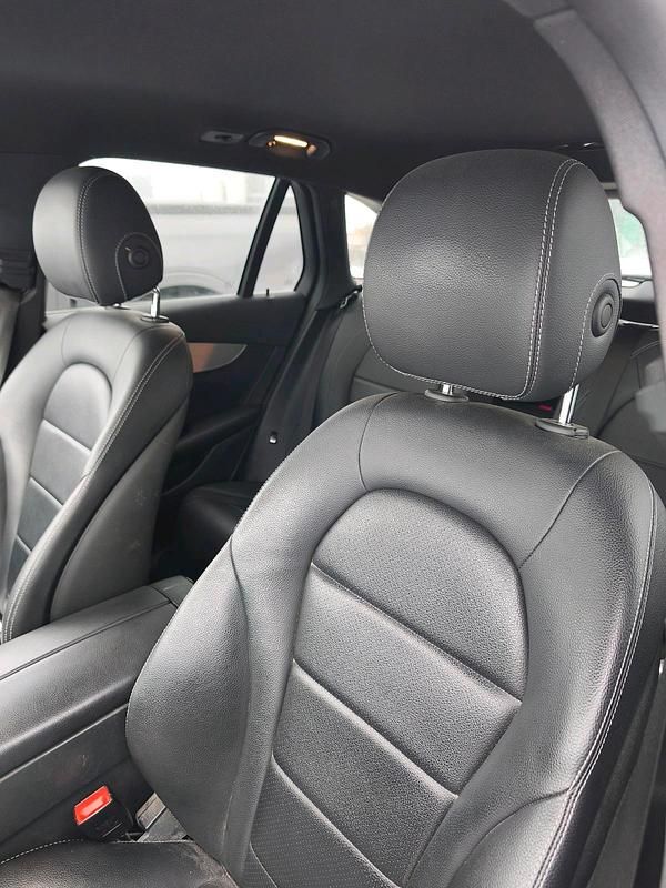 Gebraucht Mercedes GLC220 205 PS (150 kW) 2015 Schwarz SUV