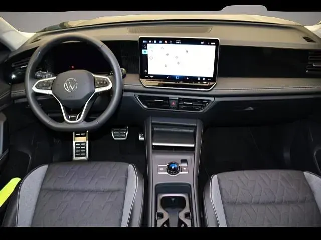 Gebraucht VW Tiguan Goal 131 PS (96 kW) 2025 Manufacturer SUV