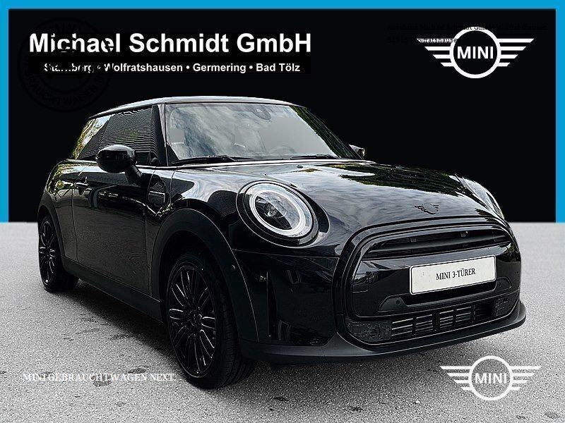 Midnight black (metallic) Gebraucht 2023 Mini Cooper Hatch Kleinwagen | 27.990 € - Bild 1/4