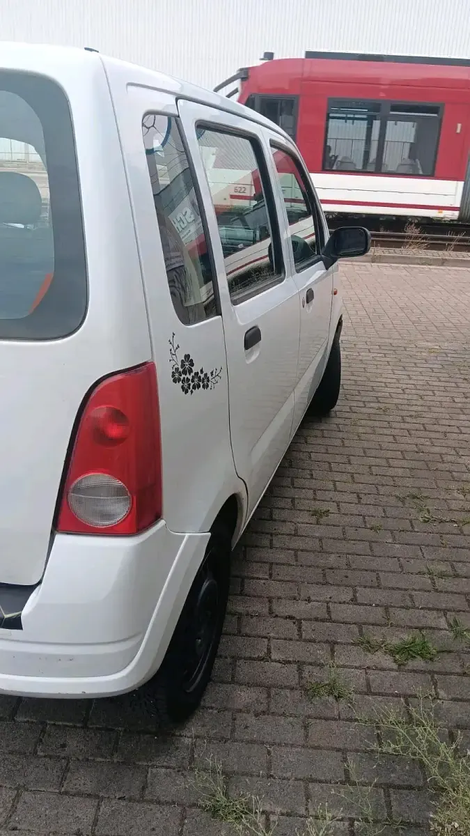 Gebraucht Opel Agila 63 PS (46 kW) 2004 Weiß Van / Kleinbus