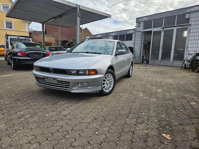 Grau Gebraucht 1997 Mitsubishi Galant Limousine | 4.999 € - Bild 1/4