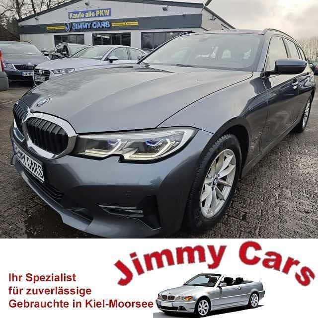 Grau Gebraucht 2020 BMW 318 Advantage Kombi | 18.999 € (Guter Preis) - Bild 1/4