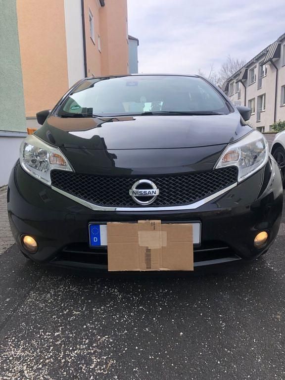 Gebraucht Nissan Note Acenta 90 PS (66 kW) 2016 Schwarz Kleinwagen