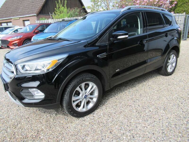 Schwarz Gebraucht 2017 Ford Kuga Cool & Connect SUV | 15.950 € (Fairer Preis) - Bild 1/4