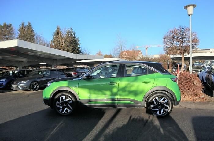 Gebraucht Opel Mokka-e Elegance 100 kW (136 PS) 2023 Matcha green SUV