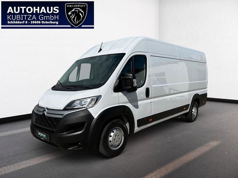 Weiß Gebraucht 2024 Citroën Jumper Van / Kleinbus | 24.950 € (Superpreis) - Bild 1/4
