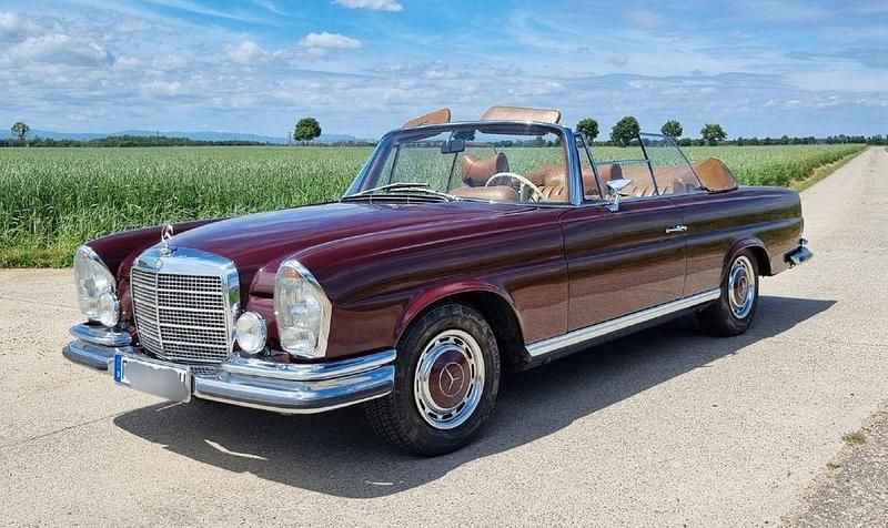 Gebraucht Mercedes W111 SE 160 PS (117 kW) 1969 Rot Cabrio