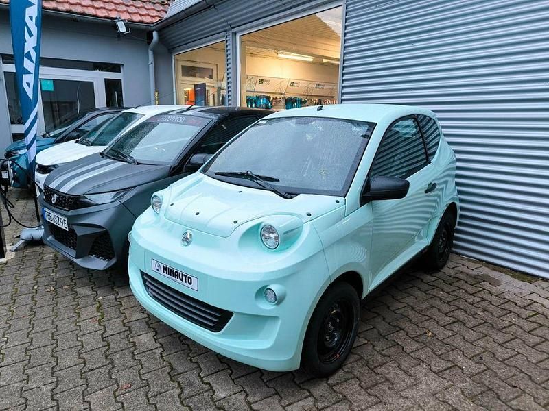 Nouă Aixam Minauto 2026 Verde Hatchback