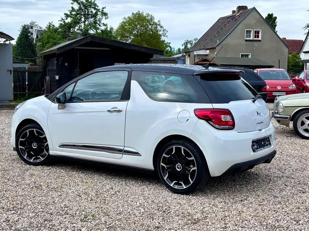 Gebraucht Citroën DS3 Sport Chic 156 PS (114 kW) 2012 Schwarz Kleinwagen