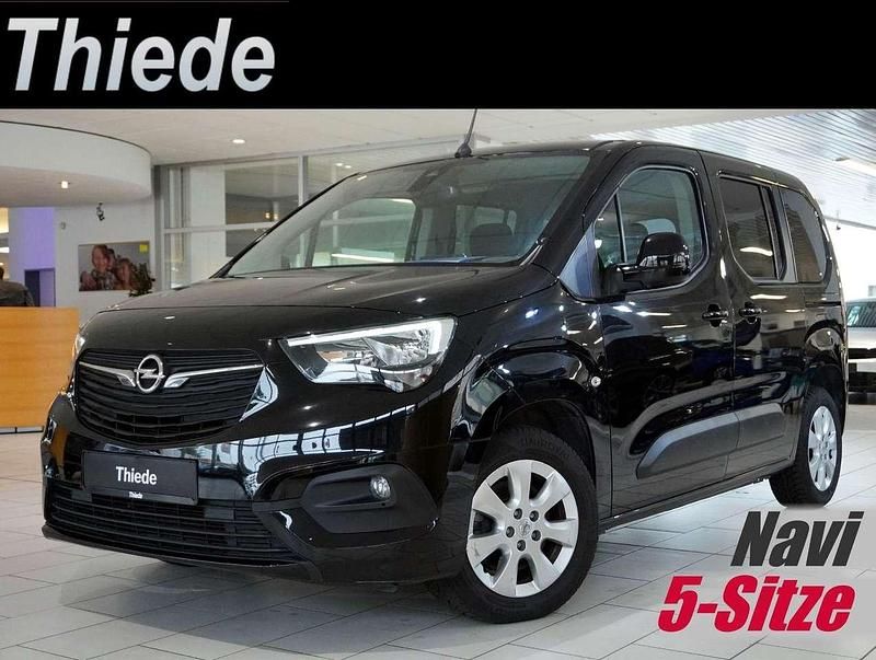 Diamant schwarz metallic Gebraucht 2022 Opel Combo Life Limousine | 15.990 € (Fairer Preis) - Bild 1/3