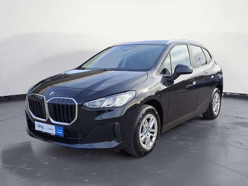Gebraucht BMW 218 150 PS (110 kW) 2022 Sapphirschwarz metallic Van / Kleinbus