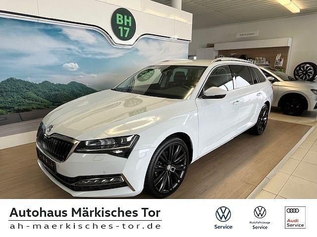 Gebraucht Skoda Superb Style 156 PS (114 kW) 2022 Weiß Kombi