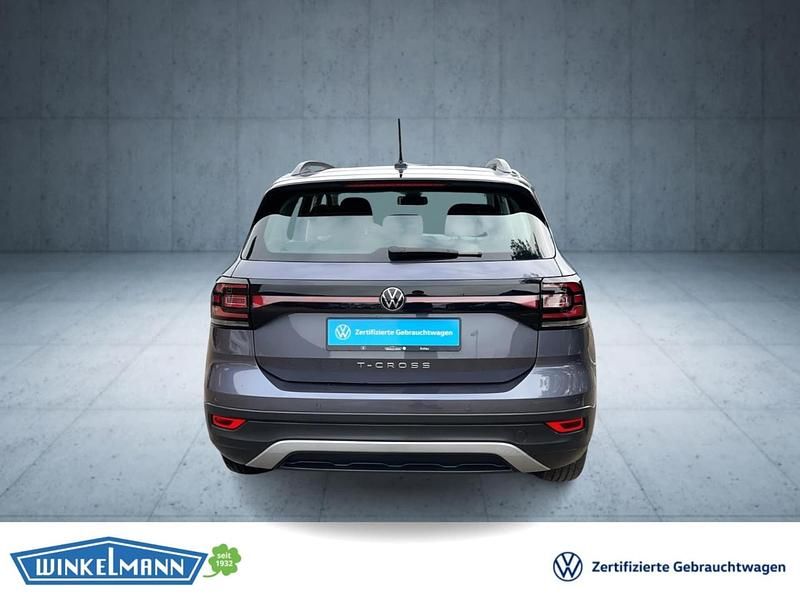 Gebraucht VW T-Cross Basis 110 PS (80 kW) 2021 Grau SUV