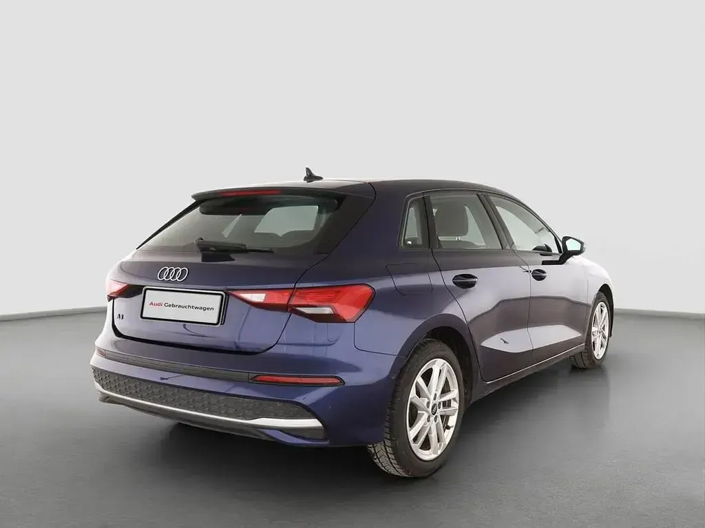 Używany Audi A3 Advanced Plus 150 KM (110 kW) 2025 Niebieski Kombi