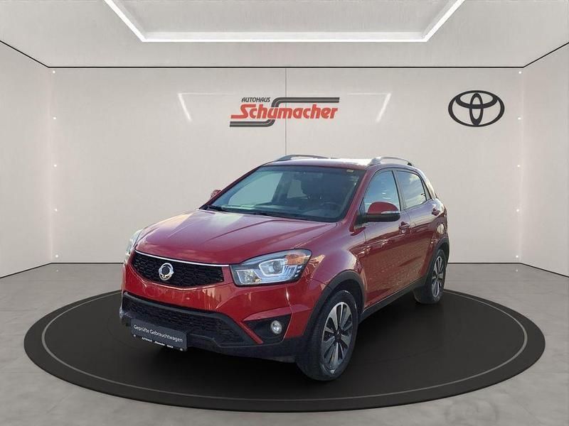 Rot Gebraucht 2016 Ssangyong Korando Sapphire SUV | 9.990 € (Fairer Preis) - Bild 1/4