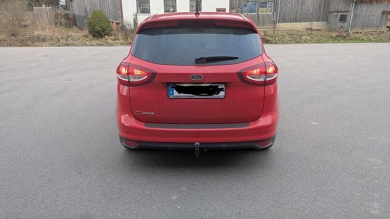 Gebraucht Ford C-MAX Titanium 150 PS (110 kW) 2017 Rot Van / Kleinbus