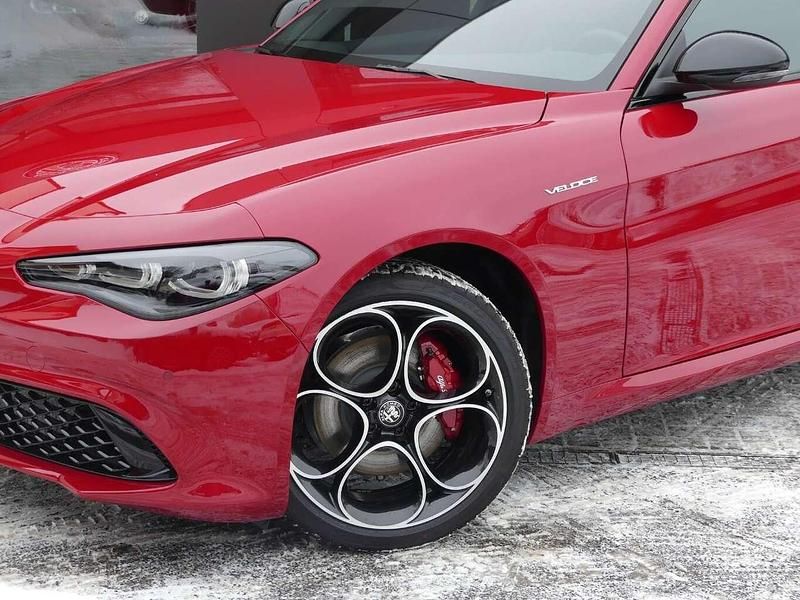 Neu Alfa Romeo Giulia Veloce 280 PS (205 kW) 2026 Rosso alfa Limousine