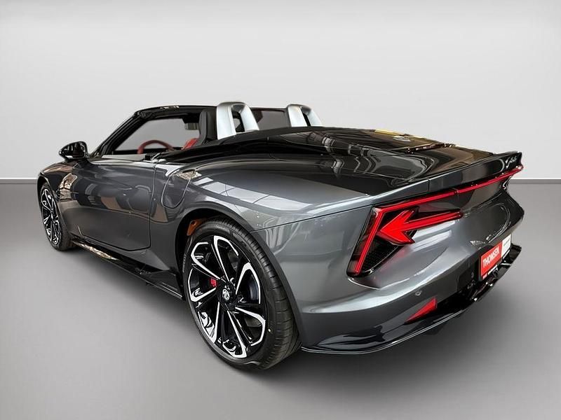 Gebraucht MG Cyberster 375 kW (510 PS) 2025 Andes grey Cabrio
