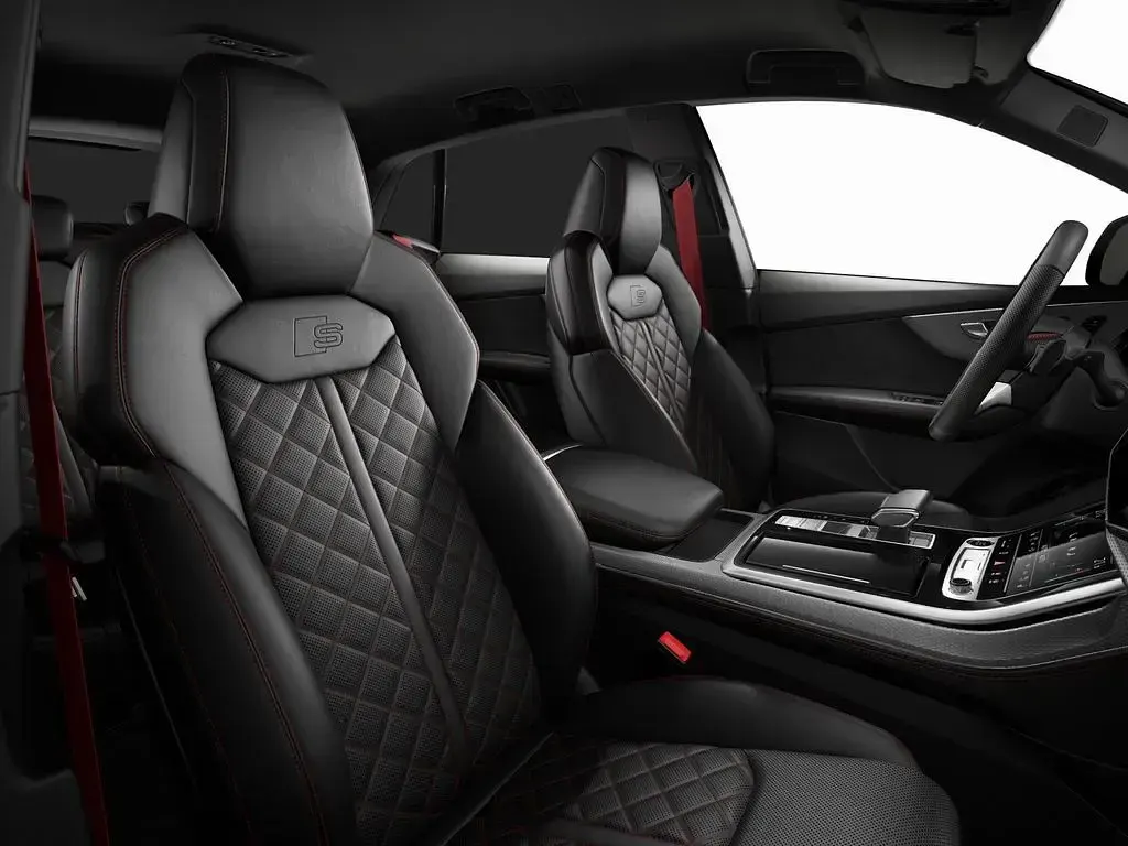 Gebraucht Audi Q8 Sport 286 PS (210 kW) 2025 Individuallackierungen audi exclusive SUV