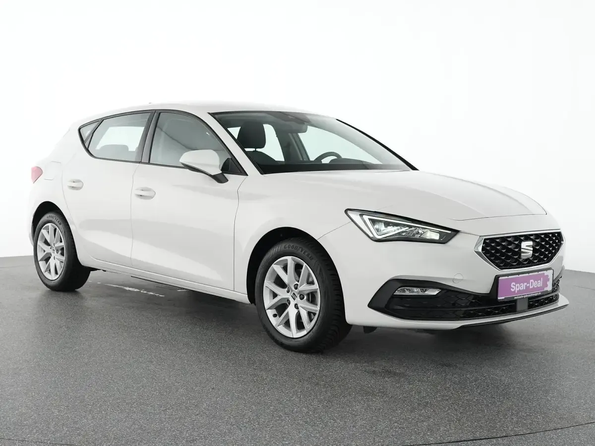 Gebraucht Seat Leon Style 131 PS (96 kW) 2022 Weiss Kombi