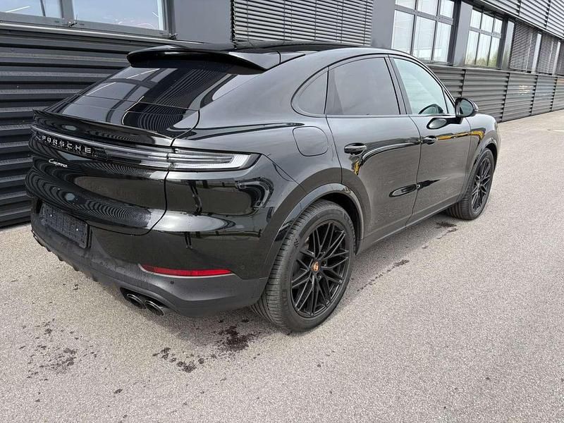 Gebraucht Porsche Cayenne Coupe 354 PS (260 kW) 2025 Chromitschwarzmetallic Coupé