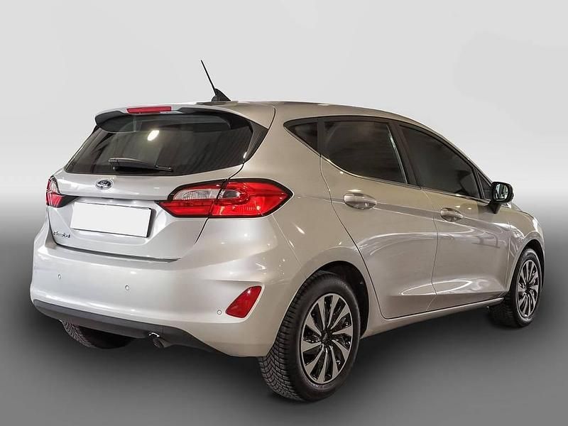 Gebraucht Ford Fiesta Titanium 101 PS (74 kW) 2023 Silber Kleinwagen