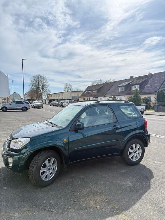 Gebraucht Toyota RAV4 150 PS (110 kW) 2001 Grün SUV