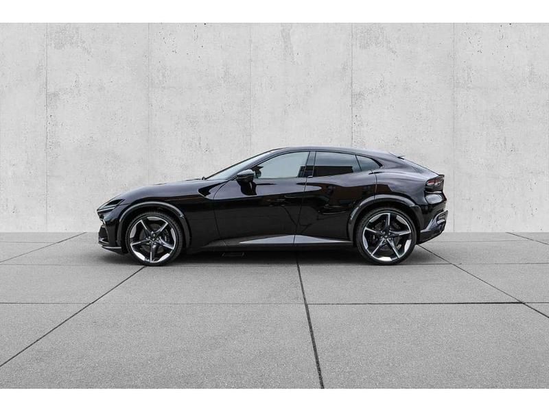 Second-hand Ferrari Purosangue 725 CP (533 kW) 2024 Negru SUV