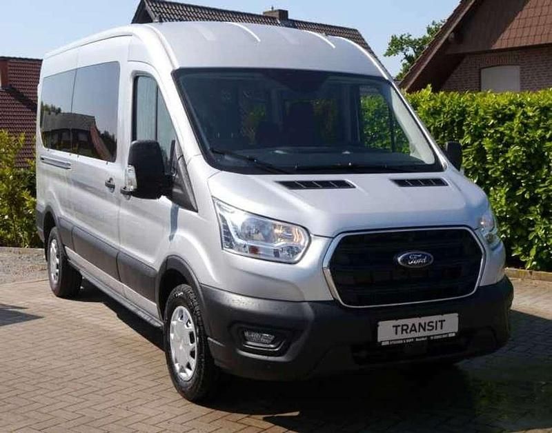 Polarsilber metallic Gebraucht 2021 Ford Transit Trend Kombi | 34.990 € - Bild 1/4