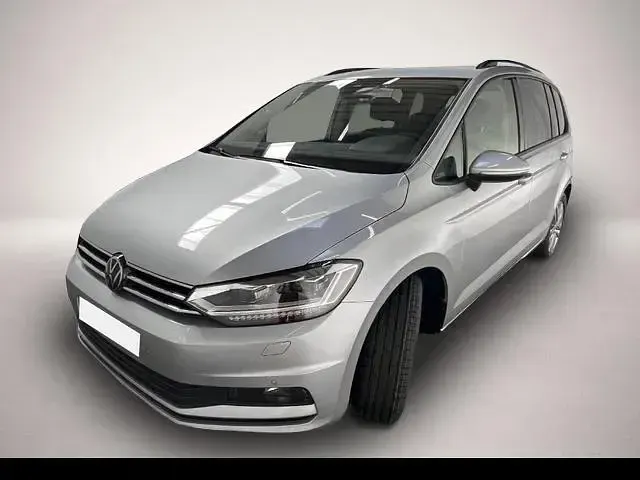 Gebraucht VW Touran Comfortline 150 PS (110 kW) 2026 Manufacturer Van / Kleinbus