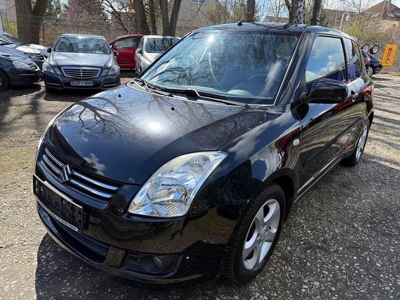 Gebraucht Suzuki Swift 92 PS (67 kW) 2007 Schwarz Kleinwagen