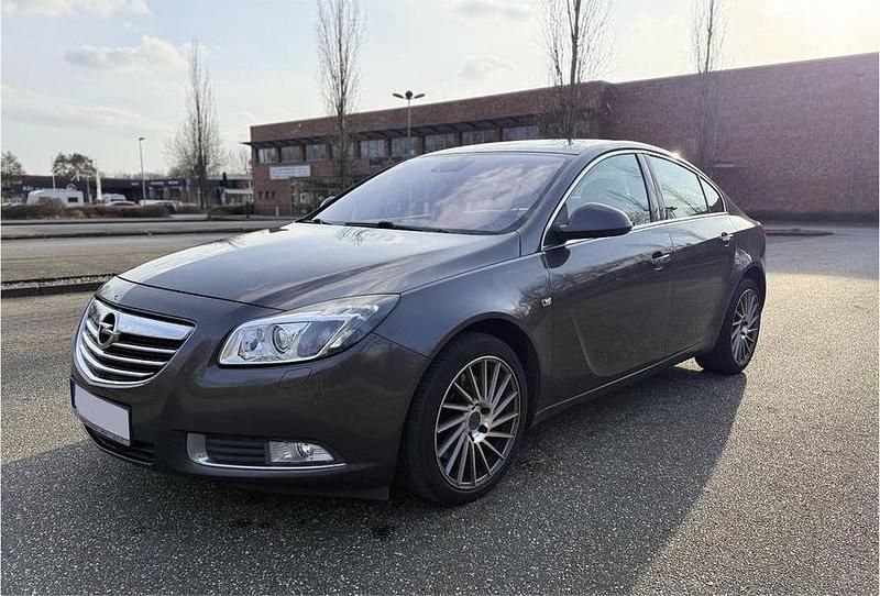 Gebraucht Opel Insignia OPC 260 PS (191 kW) 2009 Silber Limousine