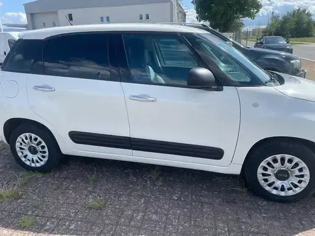 Gebraucht Fiat 500L Pop 95 PS (69 kW) 2015 Weiß Van / Kleinbus