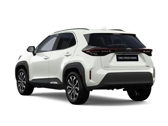 Gebraucht Toyota Yaris Hybrid 130 PS (95 kW) 2024 Platinum weiß perleffekt