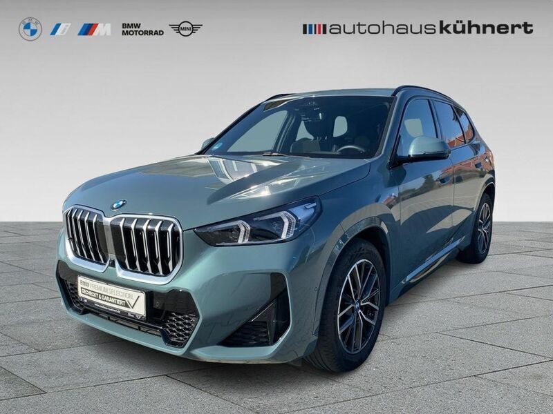 Grün Gebraucht 2024 BMW X1 M Sport SUV | 46.485 € (Fairer Preis) - Bild 1/4