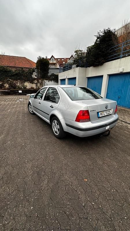 Gebraucht VW Bora 75 PS (55 kW) 2000 Grau Coupé
